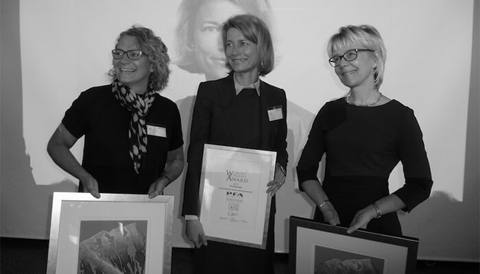 Women's Board Award 2014